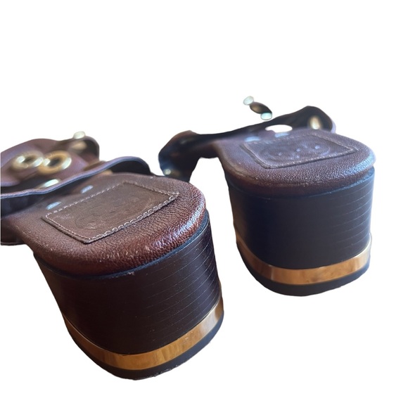 Tory Burch Brown Strappy Sandals with Gold Grommets - Picture 3 of 9